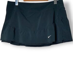 NIKE Dri-Fit Short Black Ruffle Hem Skort US Sz L